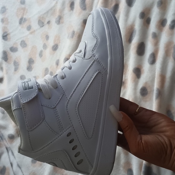 PLT Tennis Shoes Sneakers - Picture 4 of 11